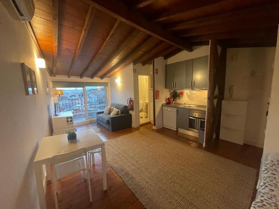 Charming Meio A Lapa Iii Amazing Terrace View * Lissabon